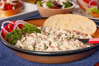 Blue-Cheese-Topper_ArticleImage-CategoryPage_ID-3510714